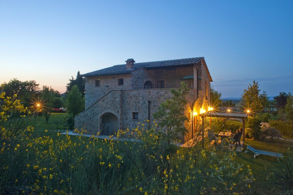 Antica Fonte Resort Casole dʼElsa Exteriör bild